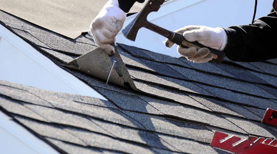 Professional Flat Roofing Installation in Alton, IA